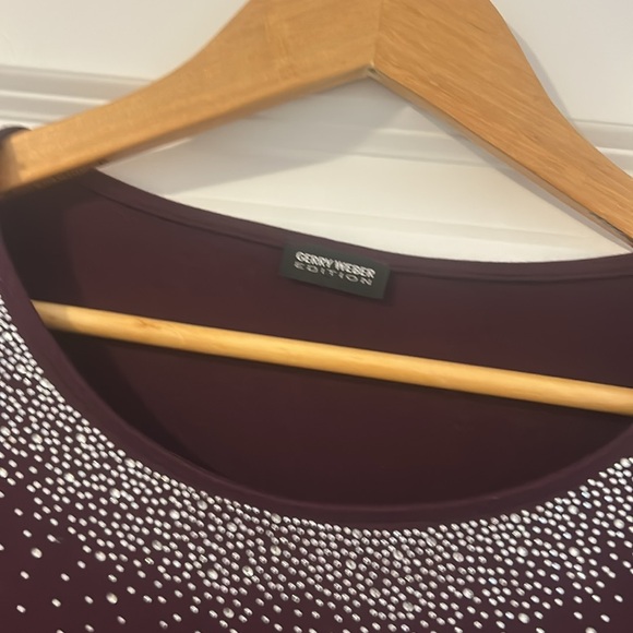Gerry Weber Burgundy Embellished top (size6) - Picture 2 of 4